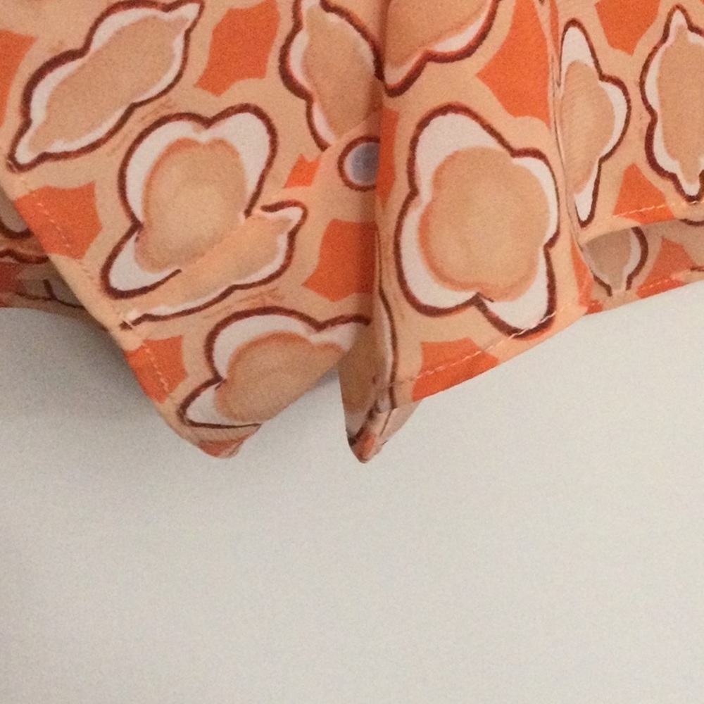 Alice & Olivia Dress Shorts Size Medium Orange - Picture 9 of 11